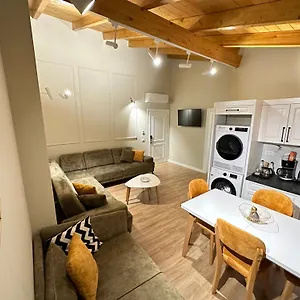  Aparthotel Arial Penthouse Albánie